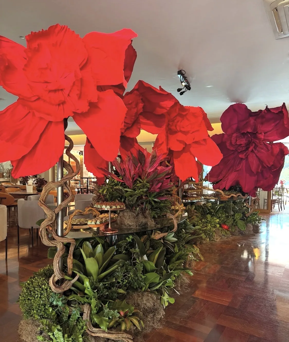 High-end corporate event by décor designer Flavio Navona